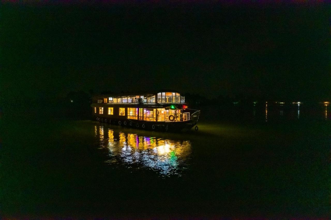 Kerala Nature Houseboat By Coco Floatel Alappuzha Eksteriør billede